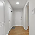 Decom Bright And Roomy 1Br Apt In Chicago - Sheridan N1