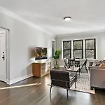 Comfortable 2br - Sunnyside 2f Apartment *