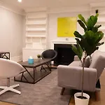 Charming 4Br Unit In Historic Hyde Park Near Beach