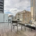 River N 3Br W Gym Rooftop Nr L Park Chi-323