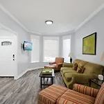 Newly Rehabbed Greystone With 2 Private Apartments, Backyard, Garage, Laundry, Close To Expressway Apartment