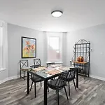 Apartment Newly Rehabbed Greystone With 2 Private Apartments, Backyard, Garage, Laundry, Close To Expressway Chicago