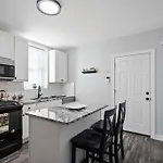 Apartment Newly Rehabbed Greystone With 2 Private Apartments, Backyard, Garage, Laundry, Close To Expressway