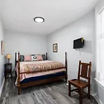 Apartment Newly Rehabbed Greystone With 2 Private Apartments, Backyard, Garage, Laundry, Close To Expressway *