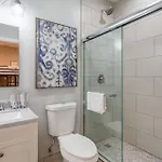 2 On Southport 4 Queen Beds *