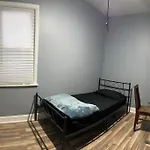 Urban Retreat 3 Bedroom Apt.