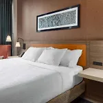 Hilton Garden Inn- Loop Hotel 3*
