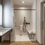 Hilton Garden Inn- Loop 3*