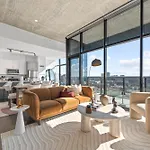 Fulbrix Bright Designer With West Loop Views Apartment *