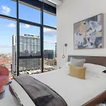 Apartment Fulbrix Bright Designer With West Loop Views