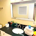 Fully Equipped Cozy 4/5 Br Apartment Chicago