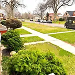 Fully Equipped Cozy 4/5 Br Apartment Chicago