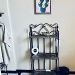 Homey And Private 1 Bed Located 15Min To City