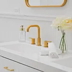 Chic 4-bedroom Haven: Designer's Dream Holiday home *