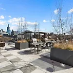 Fulbrix Bright Designer With West Loop Views Apartment *