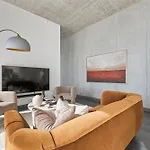 Apartment Fulbrix Bright Designer With West Loop Views