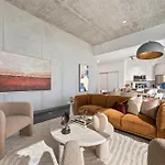 Apartment Fulbrix Bright Designer With West Loop Views *