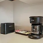 1Br Adorable Apt With In-Unit Laundry - Lake 206 Rep