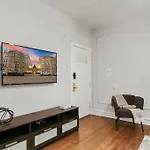 Unit Cozy & Convenient - Bstone 226 Rep Apartment Chicago