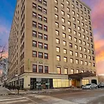 Cozy & Radiant 2Br Apartment - Bstone 605