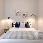 Spacious 3Bedroom Family Oasis In Irving Park That Sleeps 8 Guests