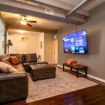 Bright South Loop 3Br Escape With Pingpong Table And Optional Parking Minutes To Art Institute, Grant Park & Mccormick Place Events