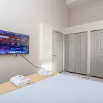 Mccormick Place Magnificent 2Br With Optional Parking, Patio, Gym Access Near Grant Park, Museums, Soldier Field & Lake Shore