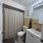 Apartment Lovely 3-bedroom In Bronzeville *