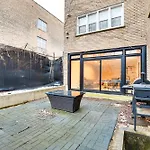 8 Mi To Dtwn Wfh-Friendly Apt In Chicago!