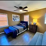 Tranquil Urban Retreat