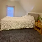 Entire 1 Bedroom Floor Unit With Patio Apartment