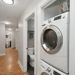 Brilliant Downtown Chicago 3-Bedroom Condominium