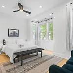 Luxe Sfh Bucktown Retreat With Garage Parking