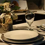 Apartment Luxery - Themed Units! Close To Downtown, Mccormick Place & Wintrust Arena *