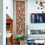 Felix Hotel 4*