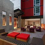Lincoln Park Studio W Wd Patio Nr L Chi-327