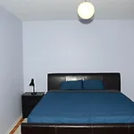 Lovely Home Near Chicago Hospitals, White Sox Park, And Mccormick Place