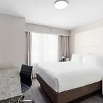 Express - Magnificent Mile By Ihg Hotel 3*