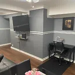 Apartment Granville Chicago