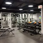 3Br Exquisite Lake View Loft W/ Parking In Building