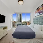 Level River North 4*