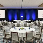 Doubletree By Hilton Magnificent Mile Hotel