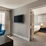 Hilton Magnificent Mile Hotel