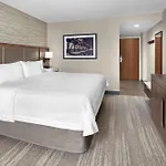 Hampton & Chicago-downtown 3*