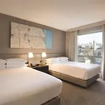 Hotel Hilton Magnificent Mile 3*