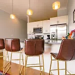 The Guesthouse Hotel