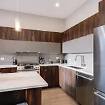 2 Newly Built Luxury With Private Roofdeck Holiday home *