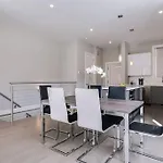 2 Newly Built Luxury With Private Roofdeck