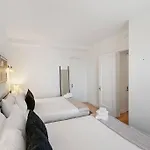 Sleek 1-bedroom In - East Park Tower 0610 Rep Apartment