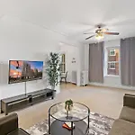 Apartment Sleek 1-bedroom In - East Park Tower 0610 Rep *